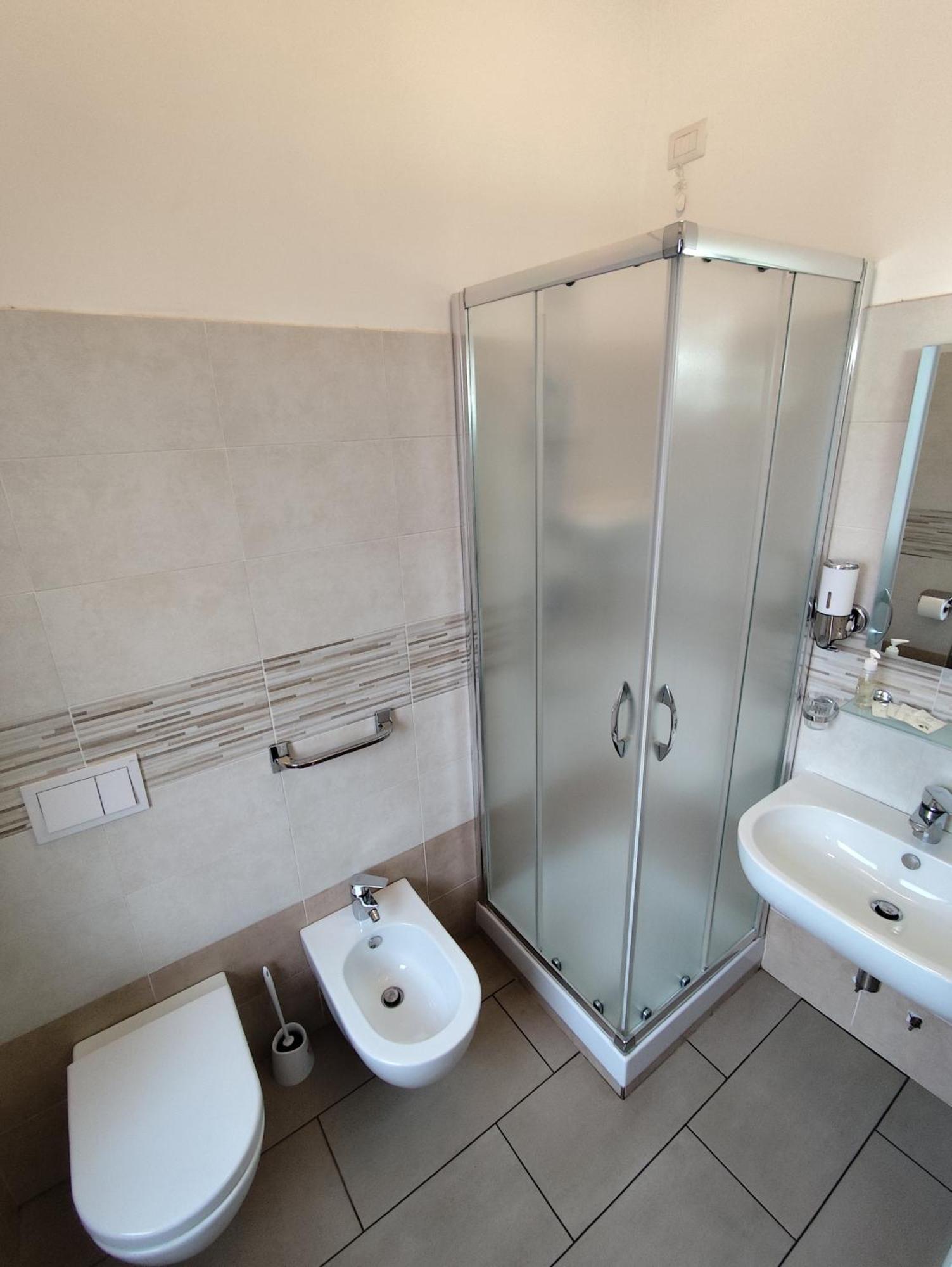 Belvedere Rooms Guest House Рим Екстериор снимка