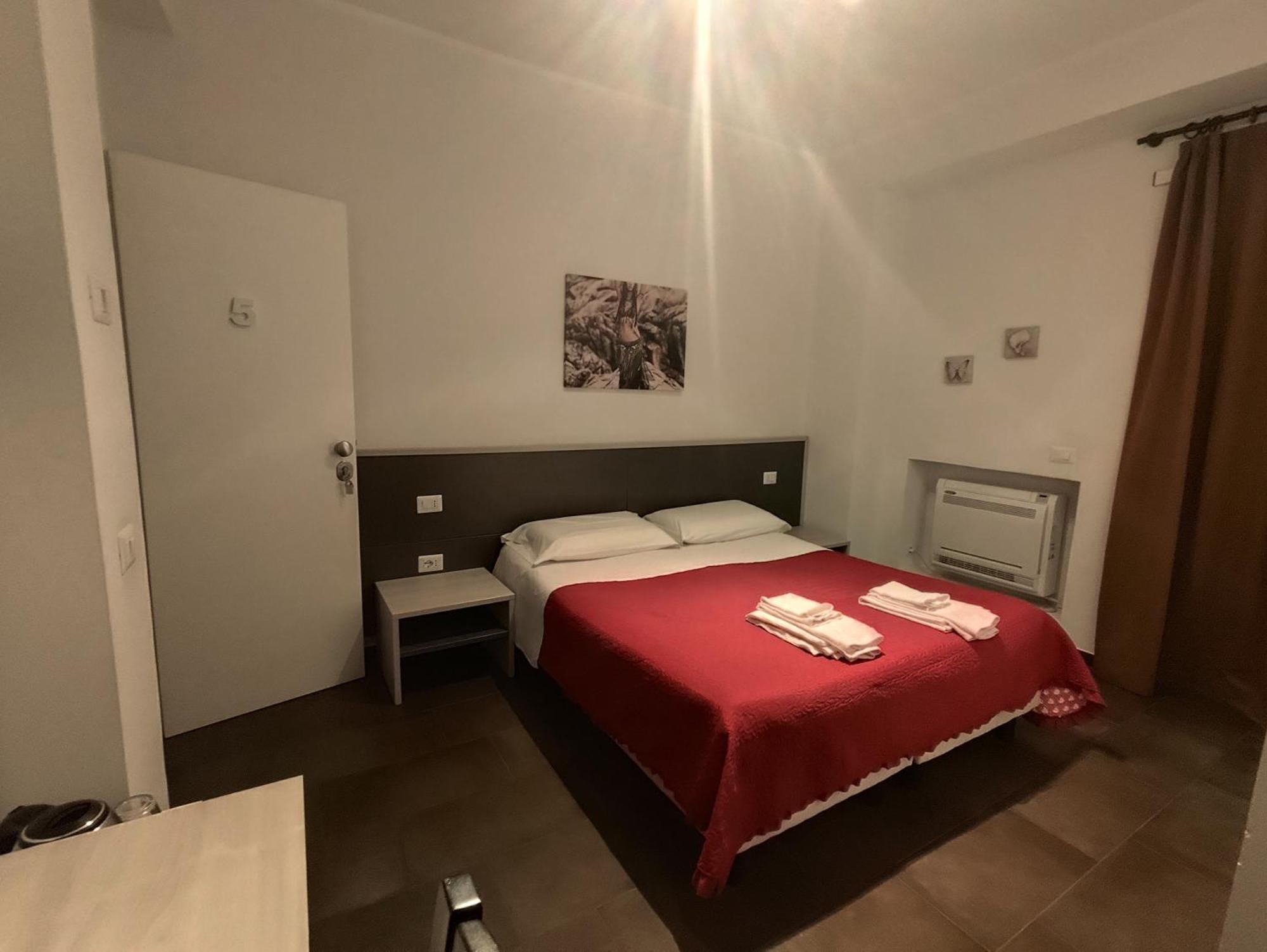 Belvedere Rooms Guest House Рим Екстериор снимка