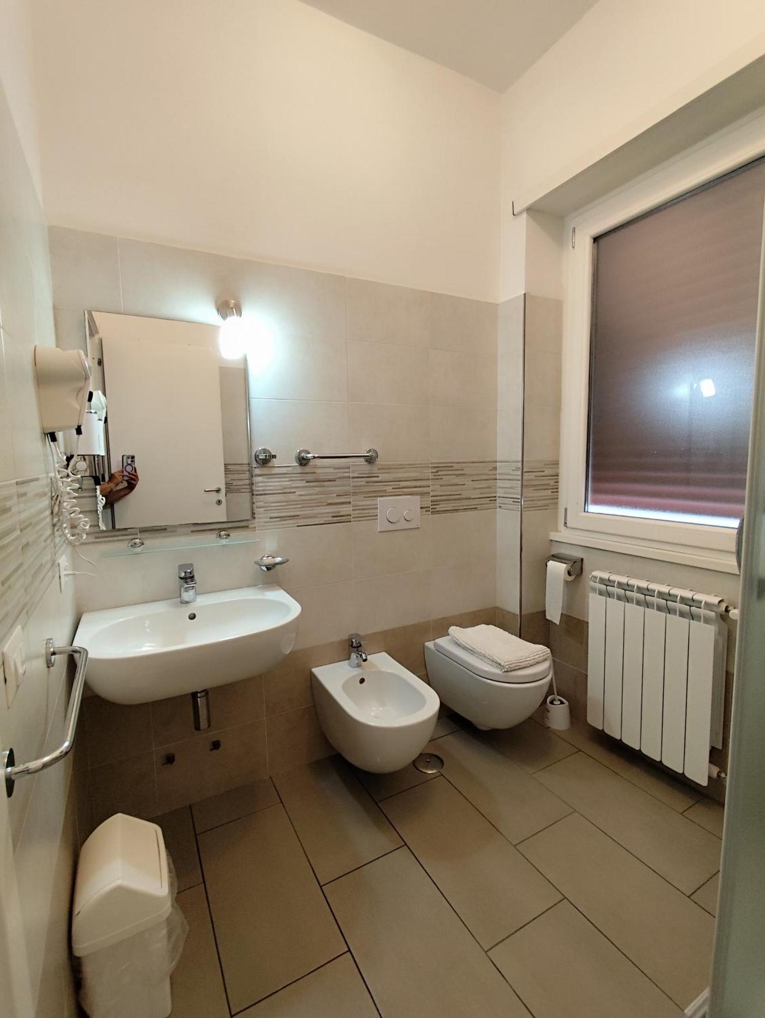 Belvedere Rooms Guest House Рим Екстериор снимка
